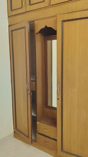 Room in 2 BHK Builder Floor at Btm Layout – for Rent