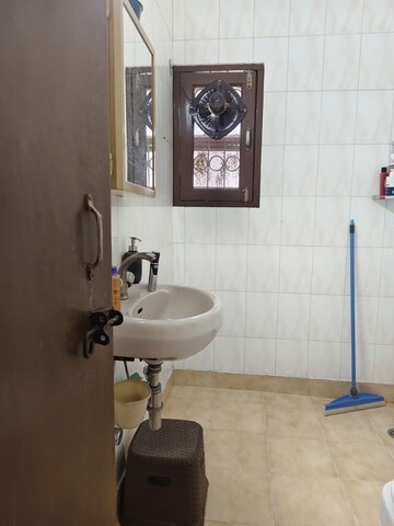 Bathroom in 3 BHK Apartment at Vasant Kunj – for Rent