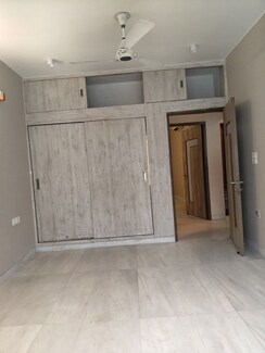 3.5 BHK + Pooja Room Apartment For Rent in Vasant Kunj