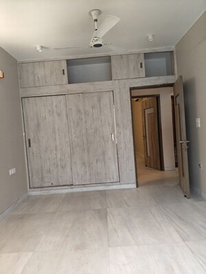 3.5 BHK Apartment For Rent in Vasant Kunj