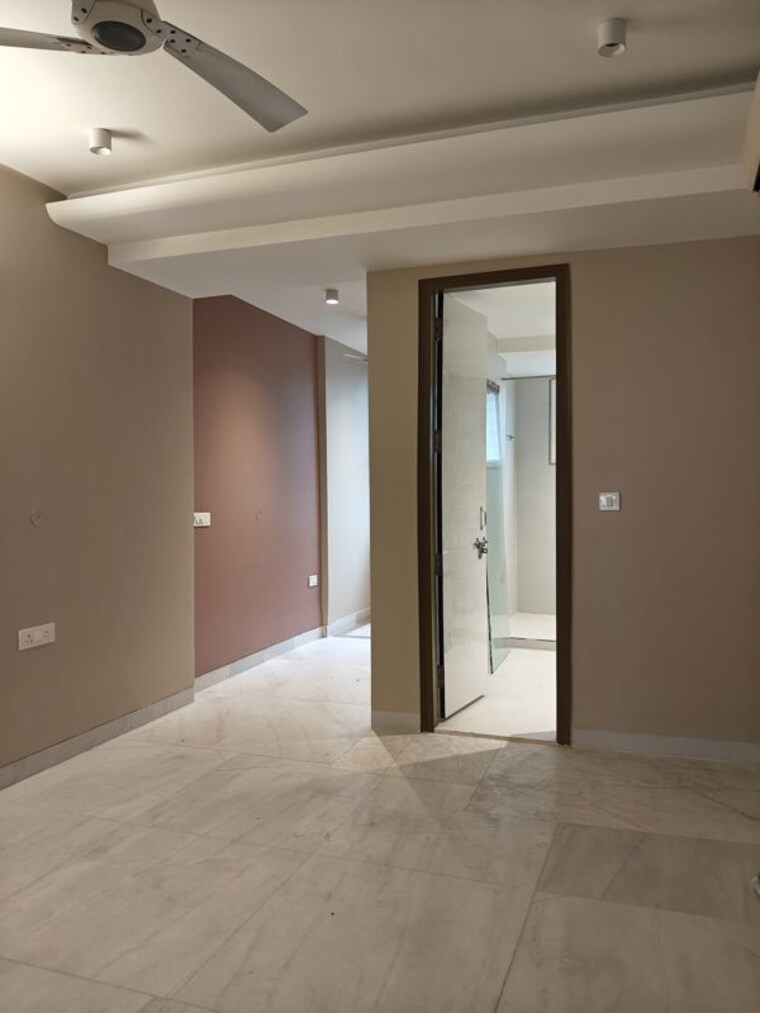 Room, vasant kunj 3.5 Bedroom 1800 Sq.Ft. Apartment In Vasant Kunj Delhi 9994840