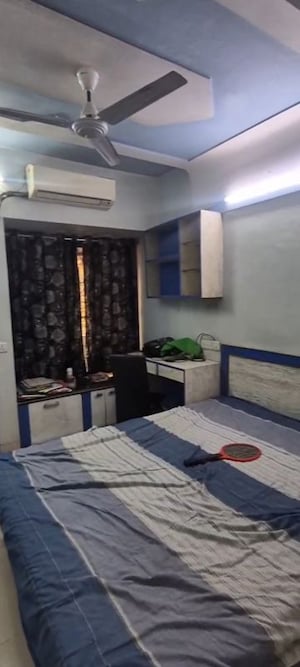 Bedroom in 2 BHK Apartment at Hiranandani Estate, Ghodbunder Road – for Rent
