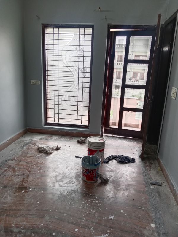 2 BHK + Pooja Room Builder Floor For Rent in Sector 18