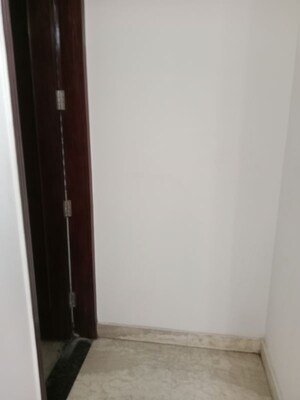 Building Lobby in 2 BHK Builder Floor at Sector 25 – for Rent