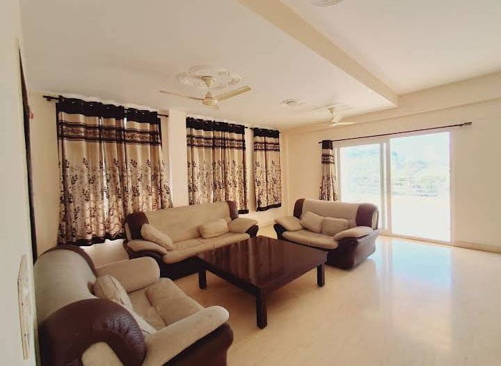 3 BHK Builder Floor For Rent in Tulip Mall