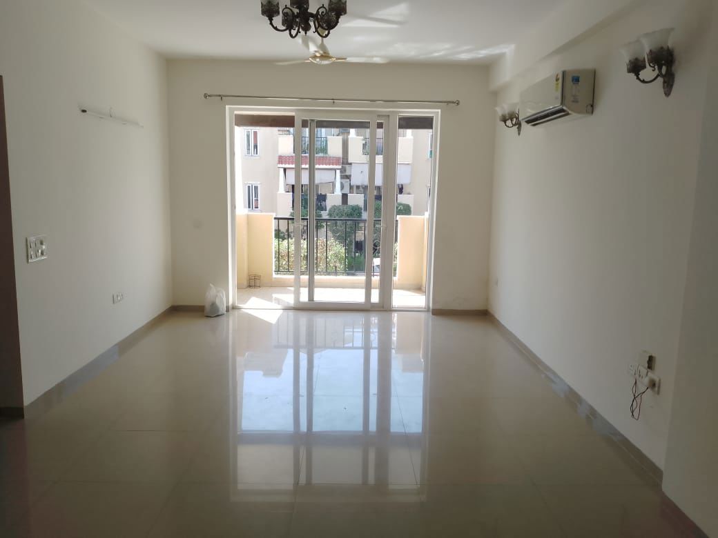 3 BHK + Pooja Room Apartment For Rent in Emaar MGF Emerald Hills