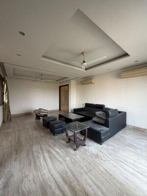 Gym in 4 BHK Builder Floor at East Of Kailash – for Rent