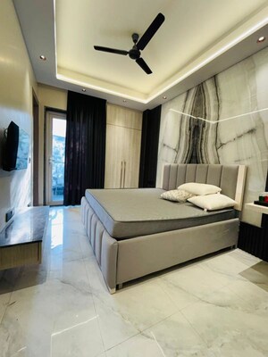 Studio Builder Floor For Rent in South City 1