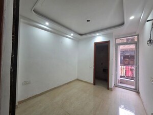 Room in 3 BHK Builder Floor at Neb Sarai – for Sale