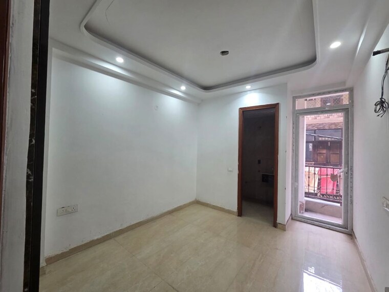 Room, neb sarai 3 Bedroom 1020 Sq.Ft. Builder Floor In Neb Sarai Delhi 9994922