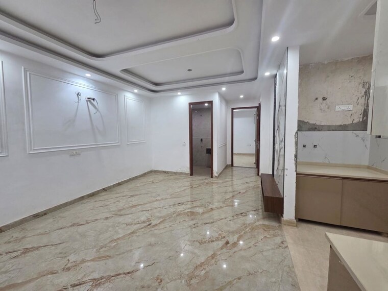 Room, neb sarai 3 Bedroom 1020 Sq.Ft. Builder Floor In Neb Sarai Delhi 9994922