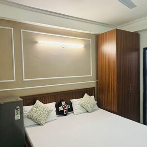 Bedroom in 1 RK Builder Floor at Sector 52 – for Rent