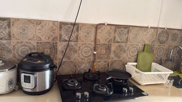 Furnished Amenities in 2 BHK Apartment at Kanakia Codename Future D, Powai – for Rent