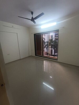 Bedroom in 2 BHK Apartment at Silicon Park, Malad West – for Rent
