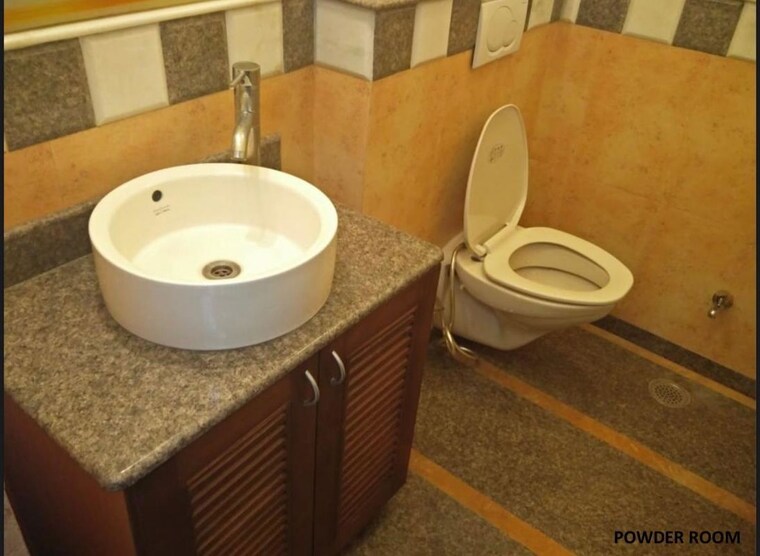 Bathroom, sector 48 3 Bedroom 1600 Sq.Ft. Villa In Sector 48 Gurgaon 9974561