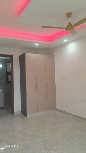 Building Lobby in 4 BHK Builder Floor at Kohli One Malibu Town, Sector 47 – for Rent