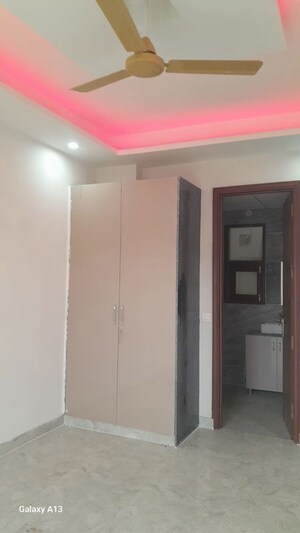 Building Lobby in 4 BHK Builder Floor at Kohli One Malibu Town, Sector 47 – for Rent