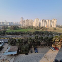 2 BHK + Study Room Apartment For Sale in Amrapali Silicon City