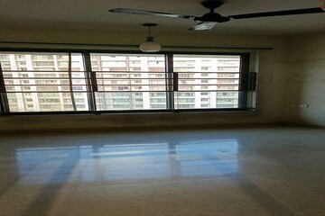 2.5 BHK Apartment For Sale in Kalpataru Aura, Ghatkopar West