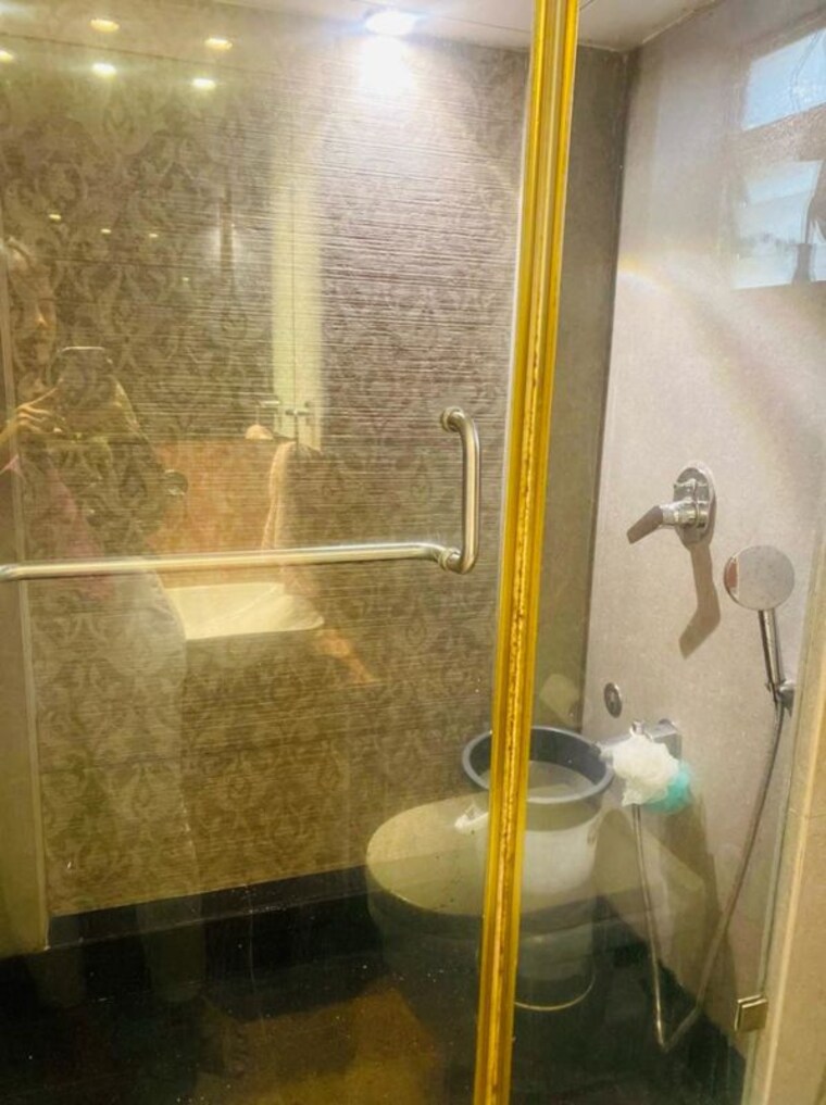 Bathroom, hdil-dheeraj-jamuna 2 Bedroom 875 Sq.Ft. Apartment In Malad West Mumbai 9995055