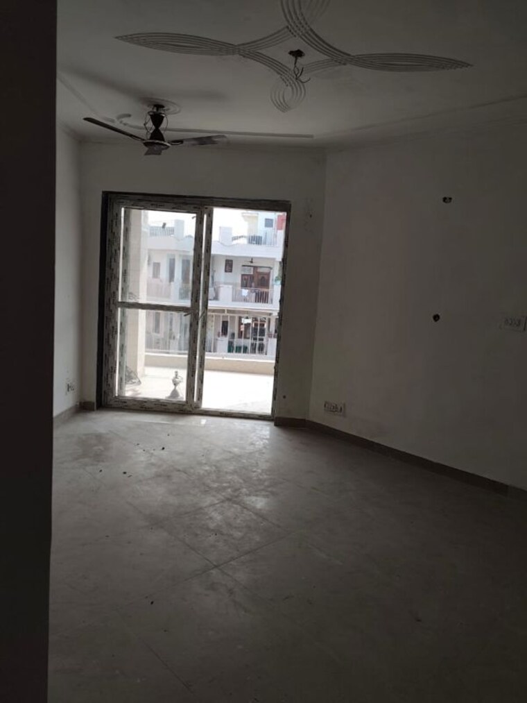 Room, saya-gold-avenue 3 Bedroom 1795 Sq.Ft. Apartment In Vaibhav Khand Ghaziabad 9995096
