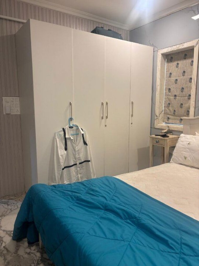 Bedroom, vile parle west 2.5 Bedroom 900 Sq.Ft. Apartment In Vile Parle West Mumbai 9995106