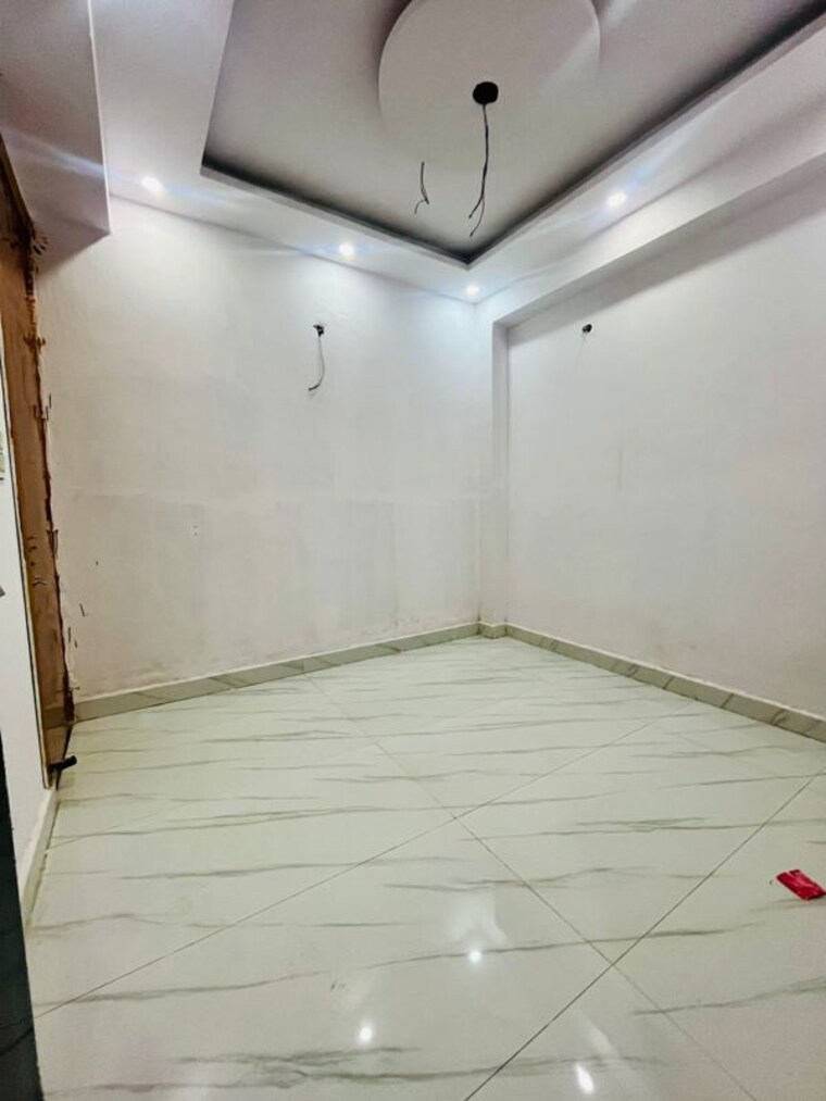Bedroom, dwarka mor 1 Bedroom 40 Sq.Yd. Builder Floor In Dwarka Mor Delhi 9995129