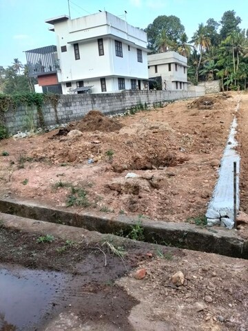  Plot – Exterior View View at Vattiyoorkavu - for Sale