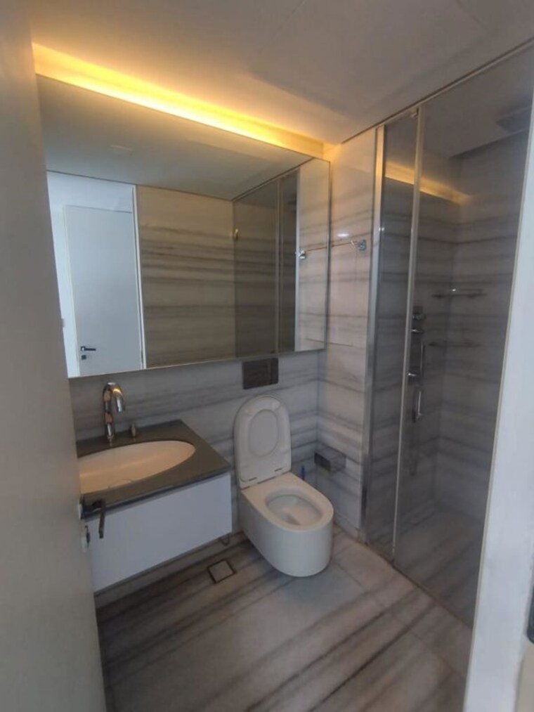 Bathroom, lodha-world-crest 4 Bedroom 2200 Sq.Ft. Apartment In Worli Mumbai 9995130