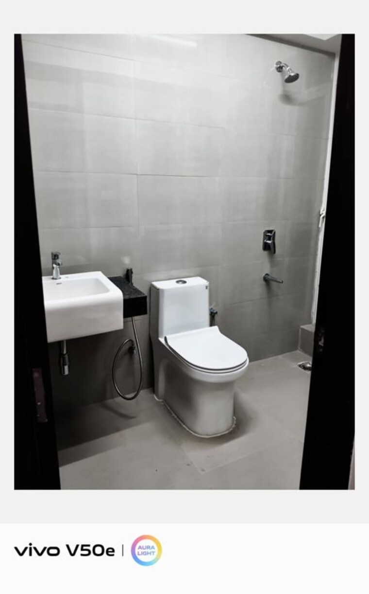 Bathroom, lodha-amara 1.5 Bedroom 582 Sq.Ft. Apartment In Kolshet Road Thane 9995137