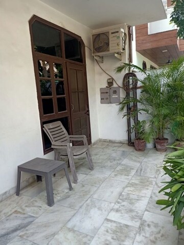 Staircase in 4 BHK Independent House at RWA Apartments Sector 51, Sector 51 – for Rent