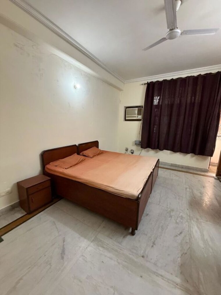 Bedroom, rwa-apartments-sector-51 4 Bedroom 450 Sq.Mt. Independent House In Sector 51 Noida 9995172