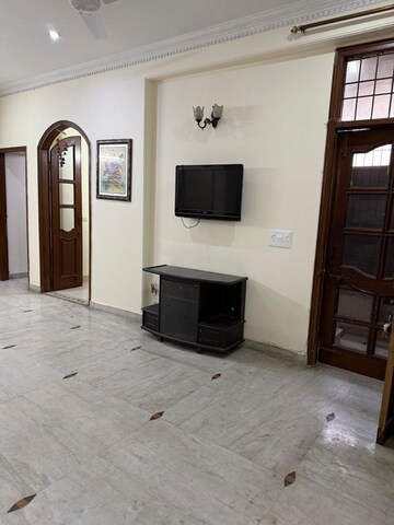 Bathroom in 4 BHK Independent House at RWA Apartments Sector 51, Sector 51 – for Rent