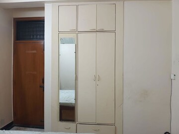 Building Lobby in 3 BHK Independent House at RWA Apartments Sector 41, Sector 41 – for Rent