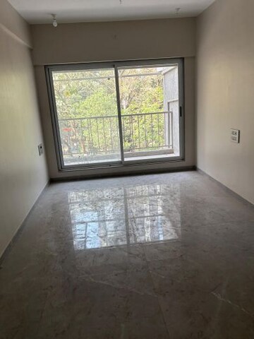 Room in 1 BHK Apartment at VS Royale 22, Vikhroli East – for Rent