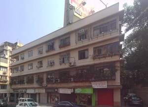 4 BHK Apartment For Rent in Tardeo