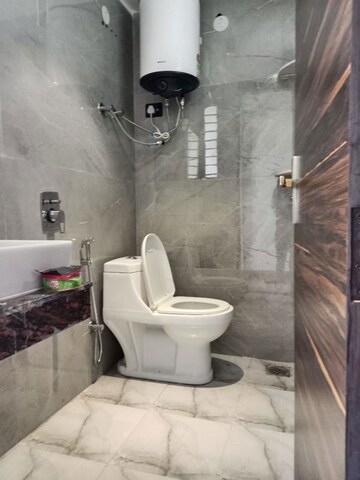 Bathroom in 2 BHK Builder Floor at Neb Sarai – for Rent