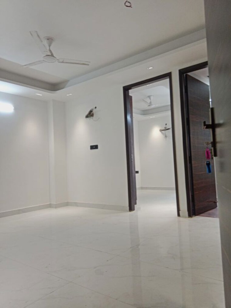 Room, neb sarai 2 Bedroom 850 Sq.Ft. Builder Floor In Neb Sarai Delhi 9995219