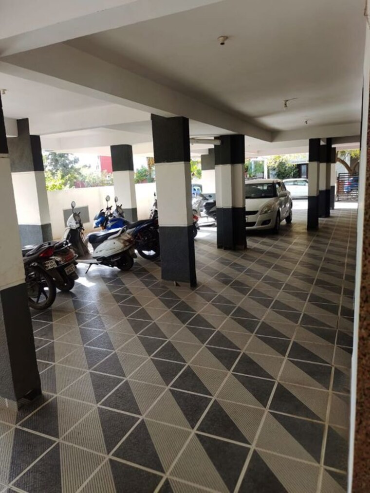  Parking, bicholi mardana 3 Bedroom 1050 Sq.Ft. Apartment In Bicholi Mardana Indore 9995221