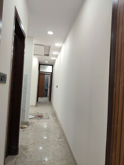 2 BHK + Pooja Room Builder Floor For Rent in Govindpuri