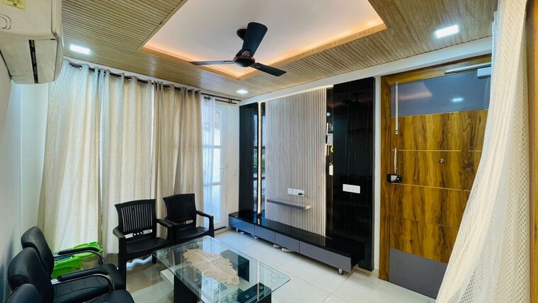 Master Bedroom, sbp-city-of-dreams-zirakpur 3 Bedroom 1350 Sq.Ft. Apartment In High Ground Zirakpur 9995234
