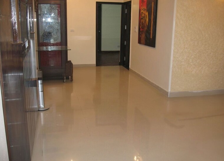 Room, gulmohar-garden 3.5 Bedroom 1950 Sq.Ft. Apartment In Sector 44 Noida 9995243