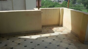 Bathroom in 3.5 BHK Apartment at Gulmohar Garden, Sector 44 – for Rent