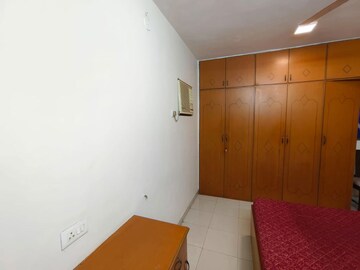 Room in 2 BHK Apartment at Ankur Apartment Liberty Garden, Malad West – for Rent