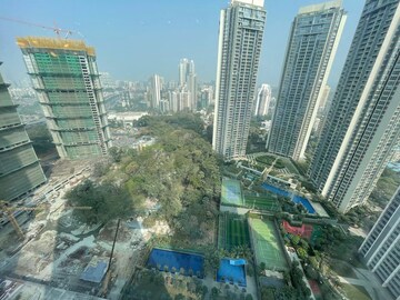 3 BHK Apartment For Rent in Oberoi Realty Esquire, Goregaon East