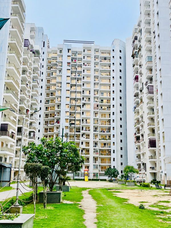 2 BHK + Study Room 970 Sq.Ft. Apartment in Patel Neotown