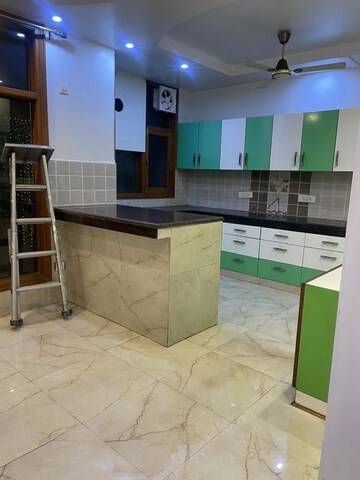 Kitchen in 3 BHK Independent House at Tulip Mall, Sector 46 – for Rent