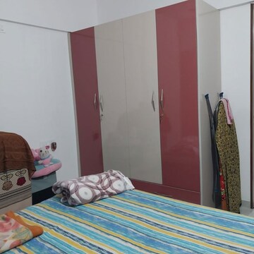 Bedroom in 2 BHK Apartment at Karve Nagar – for Rent
