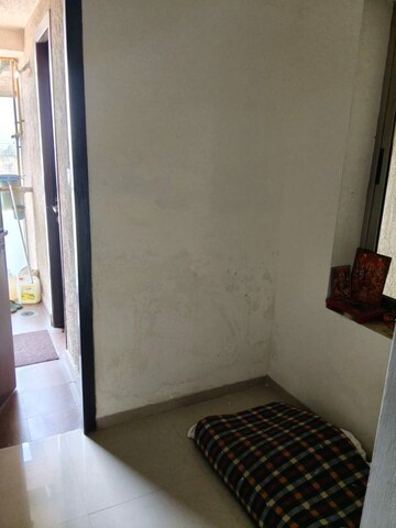 Bedroom in 4 BHK Apartment at Raj Grandeur, Powai – for Rent