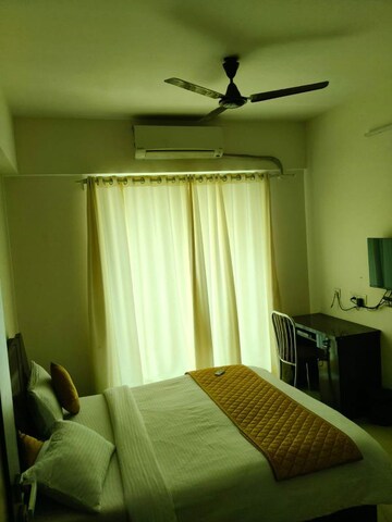 Bedroom in 4 BHK Apartment at Raj Grandeur, Powai – for Rent